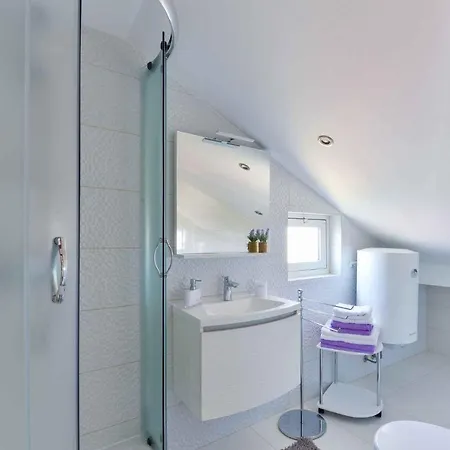 In - Insel 41294 Apartment *